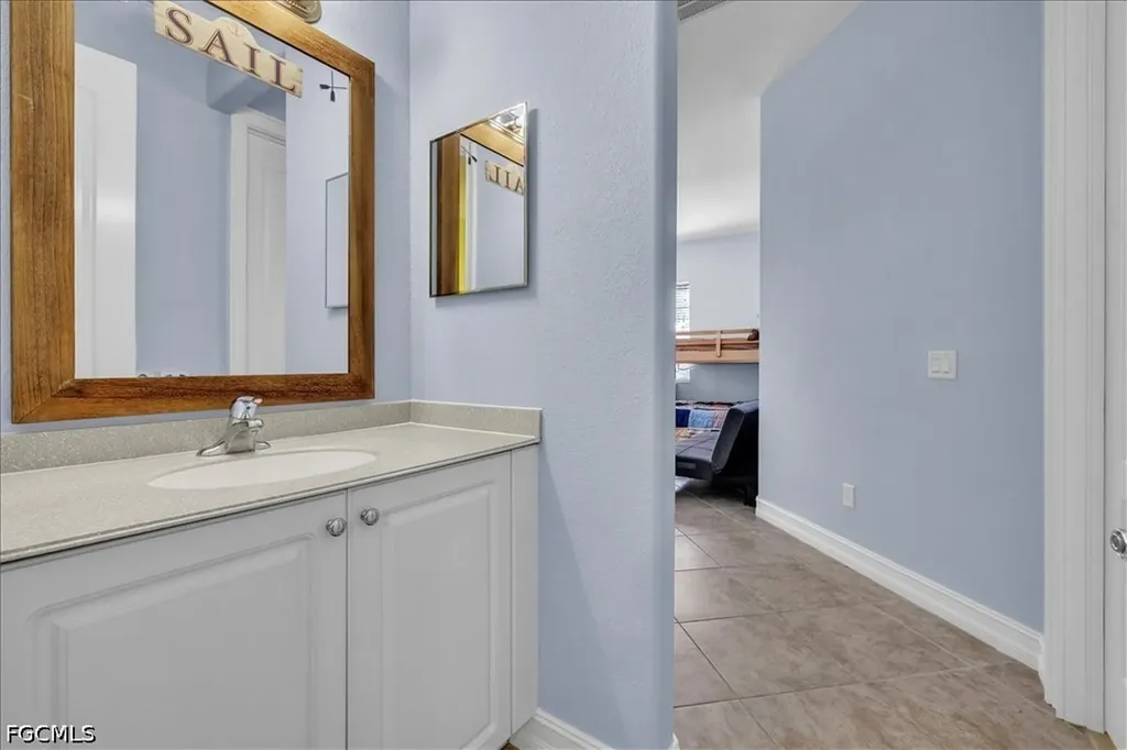 6050 Jonathans Bay Circle Fort Myers FL 33908