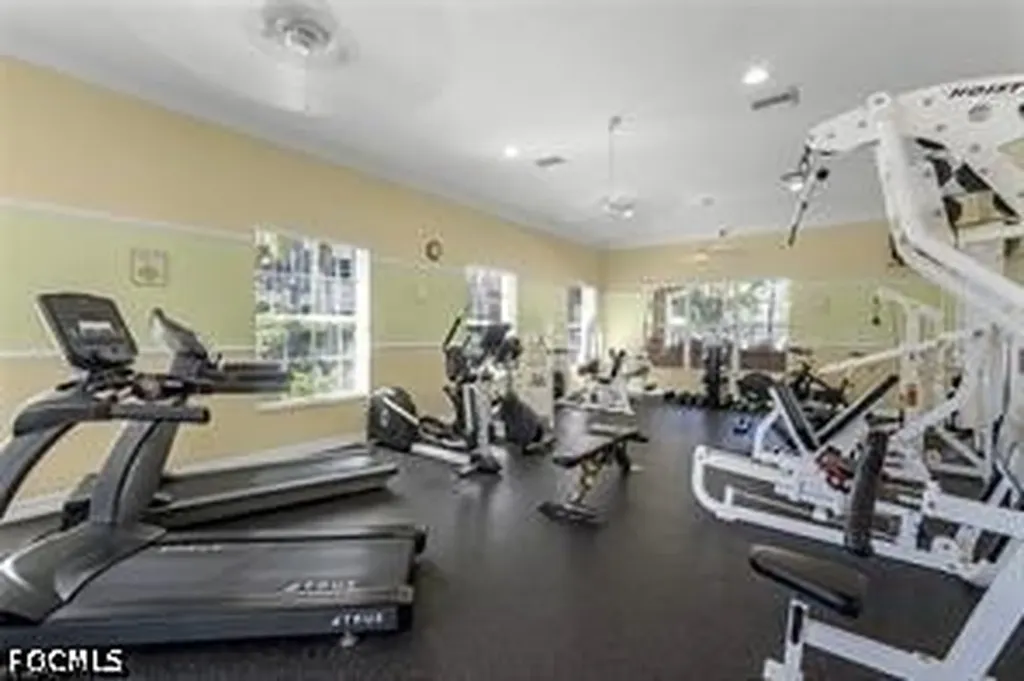 6050 Jonathans Bay Circle Fort Myers FL 33908