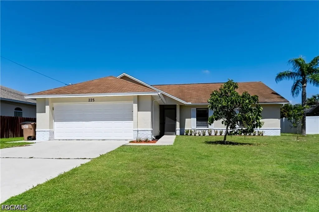 225 SW 37th Street Cape Coral FL 33914