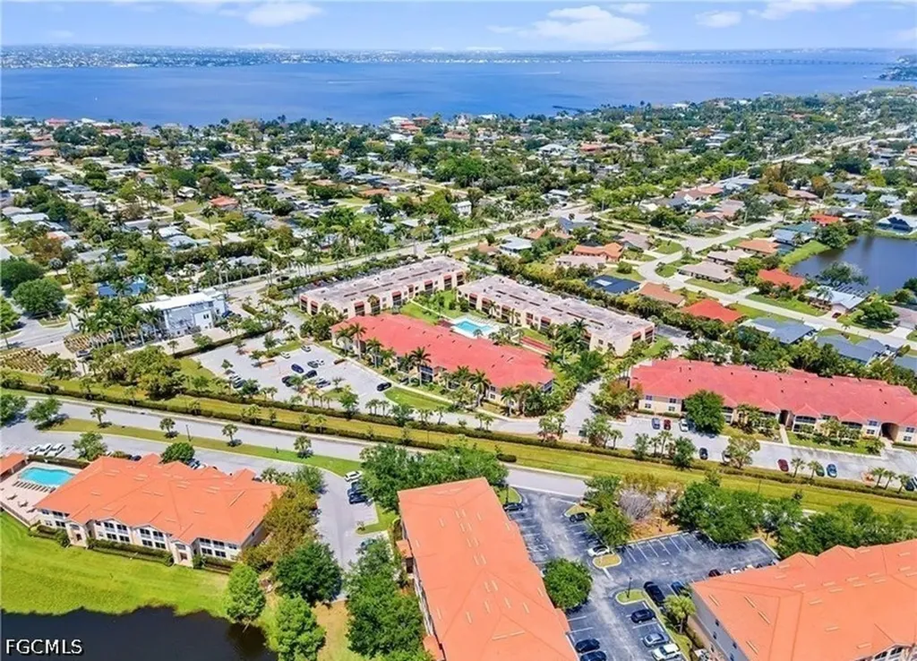12515 Mcgregor Boulevard Fort Myers FL 33919