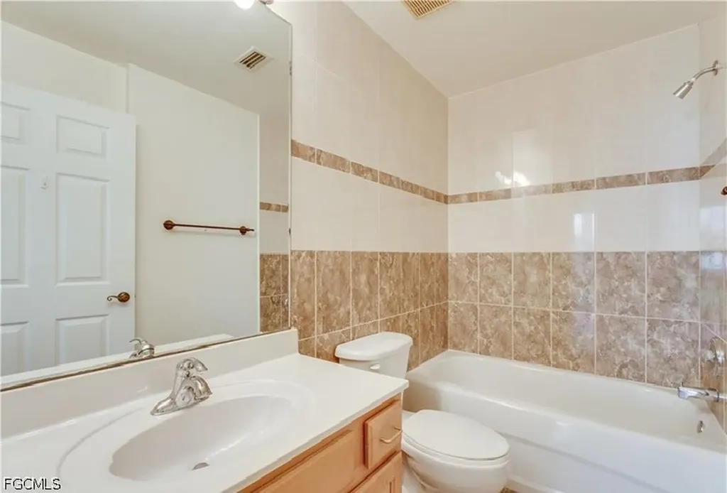 12515 Mcgregor Boulevard Fort Myers FL 33919