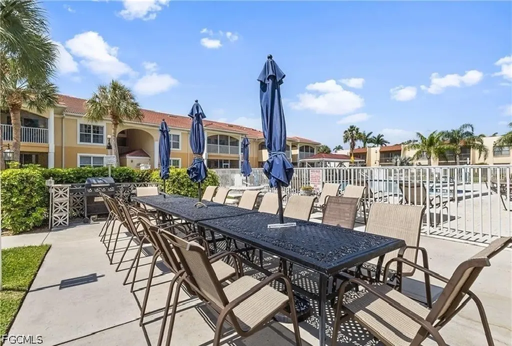 12515 Mcgregor Boulevard Fort Myers FL 33919