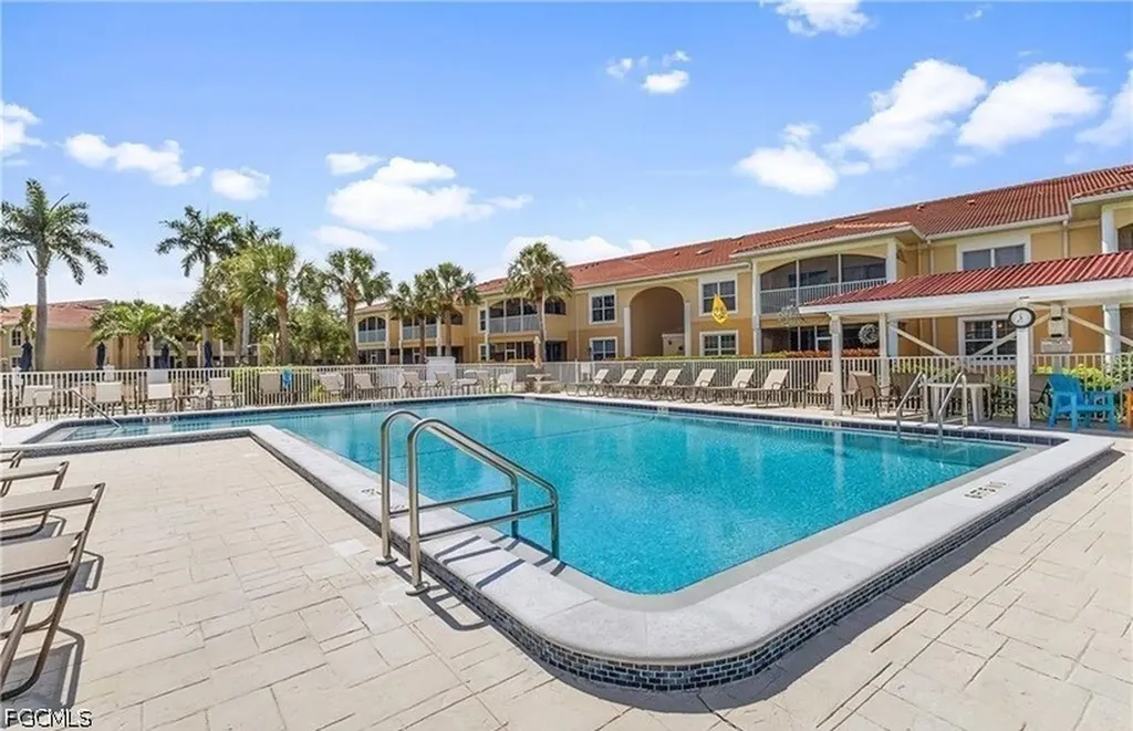 12515 Mcgregor Boulevard Fort Myers FL 33919