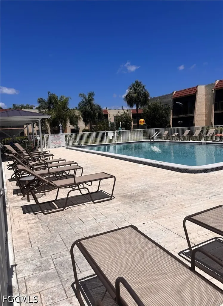 12515 Mcgregor Boulevard Fort Myers FL 33919
