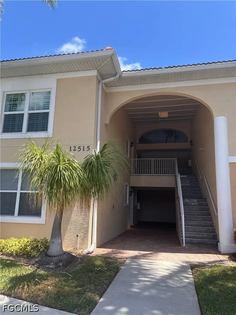 12515 Mcgregor Boulevard Fort Myers FL 33919