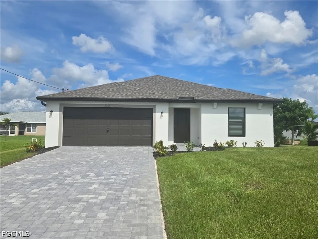 2216 NW 2nd Place Cape Coral FL 33993