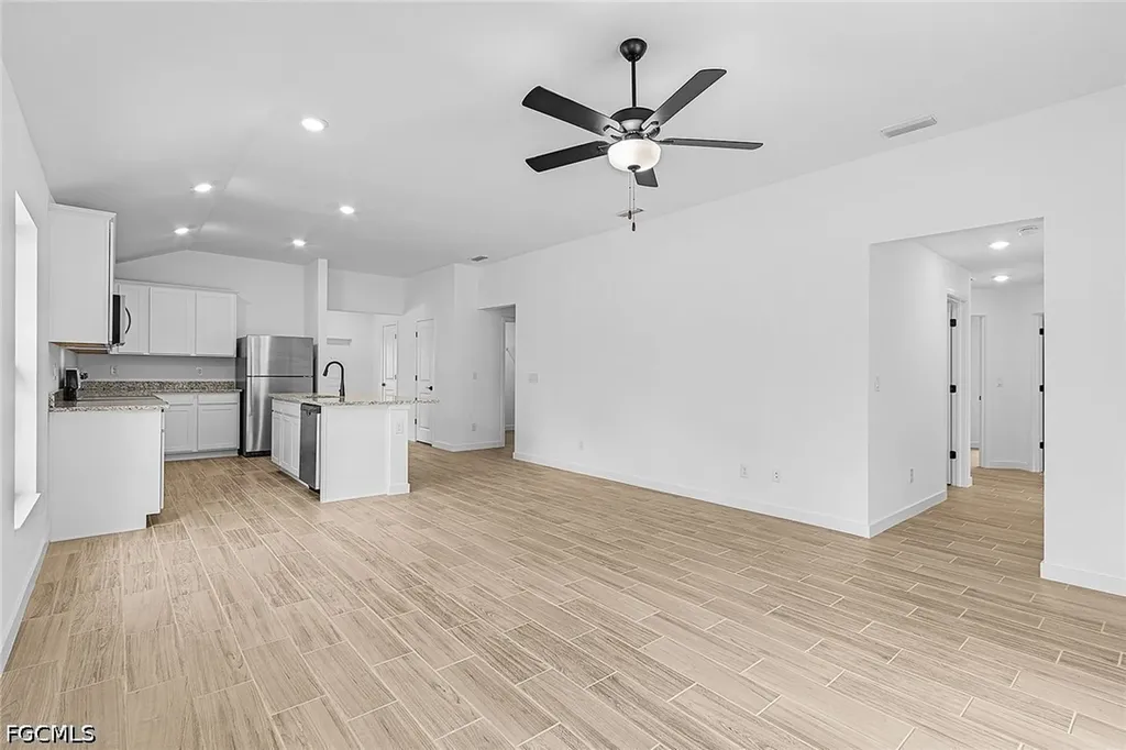 2216 NW 2nd Place Cape Coral FL 33993