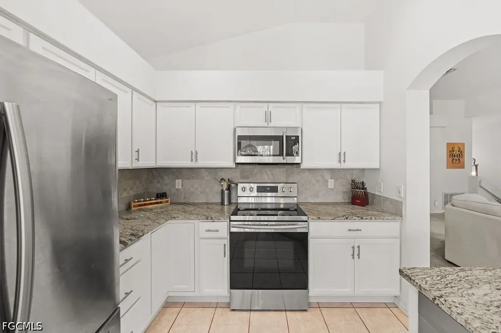 23039 Lone Oak Drive Estero FL 33928