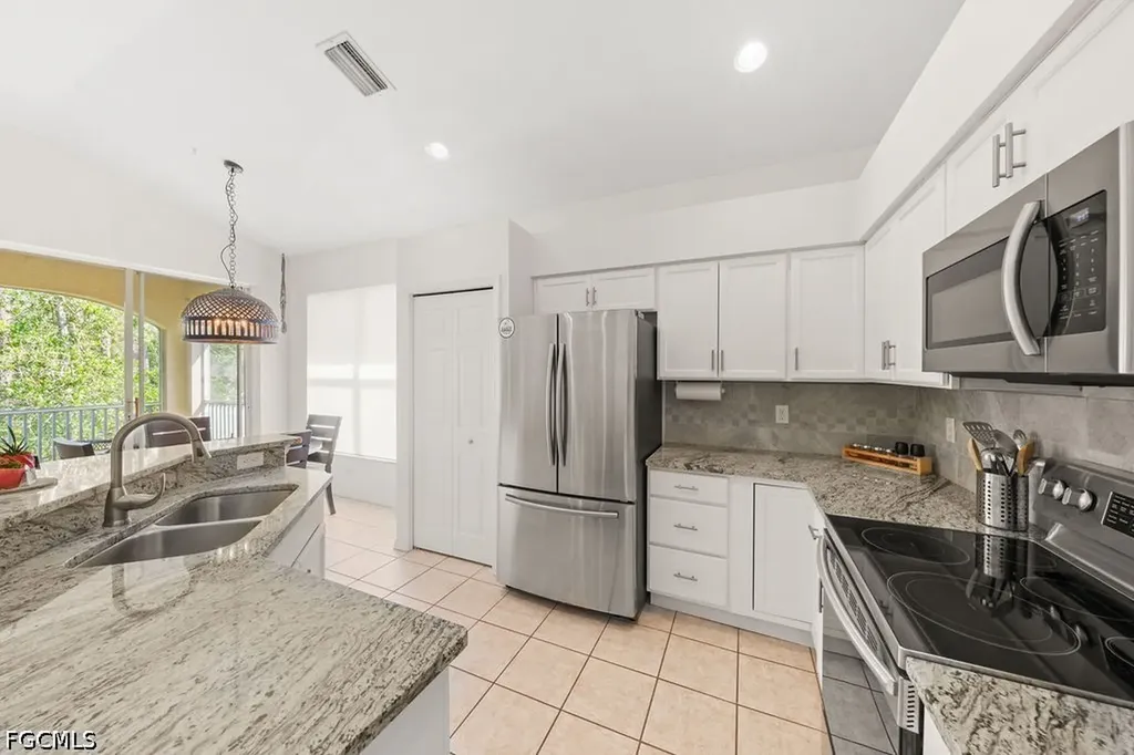 23039 Lone Oak Drive Estero FL 33928