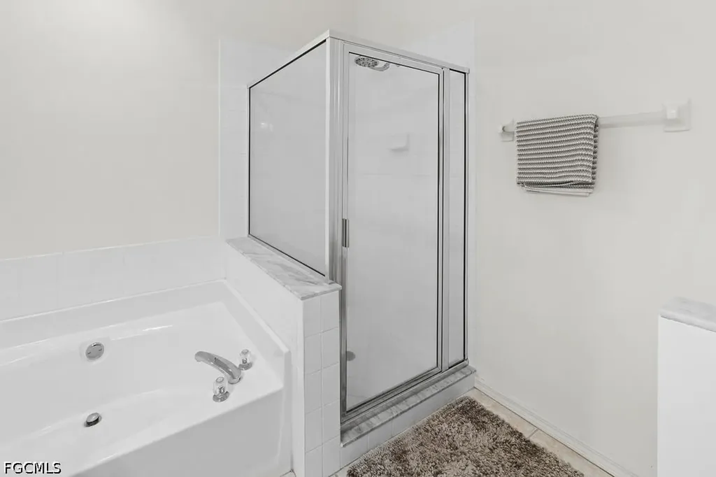 23039 Lone Oak Drive Estero FL 33928