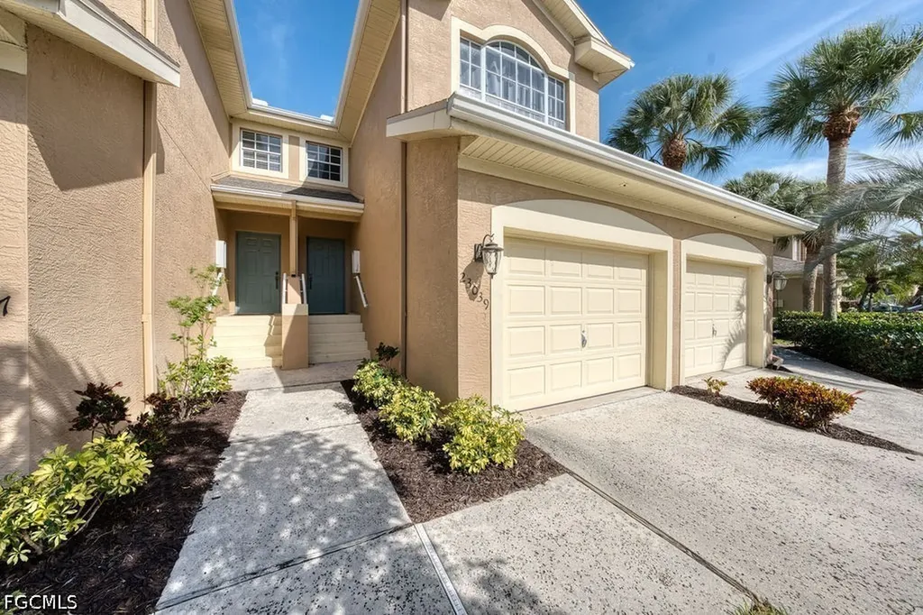 23039 Lone Oak Drive Estero FL 33928