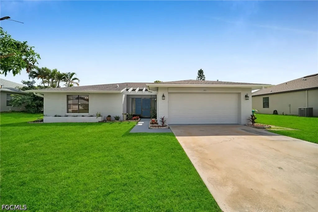 919 SE 5th Place Cape Coral FL 33990