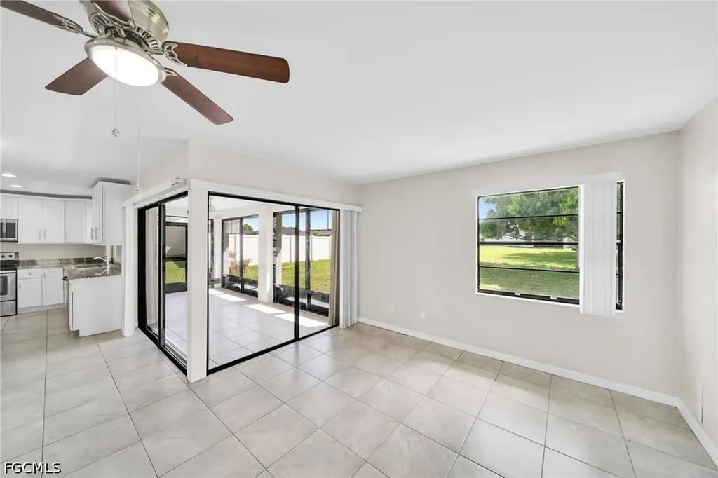 919 SE 5th Place Cape Coral FL 33990