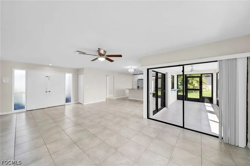 919 SE 5th Place Cape Coral FL 33990