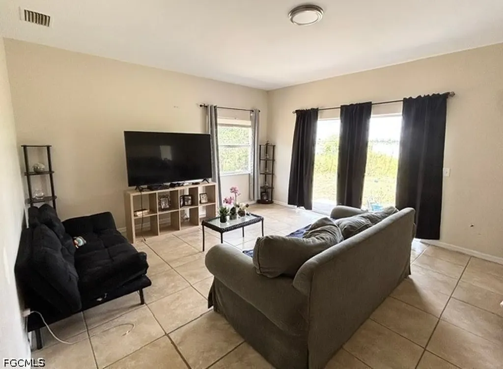 7177 Albany Road Fort Myers FL 33967