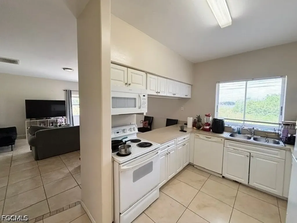 7177 Albany Road Fort Myers FL 33967