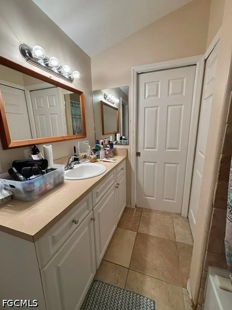 7177 Albany Road Fort Myers FL 33967