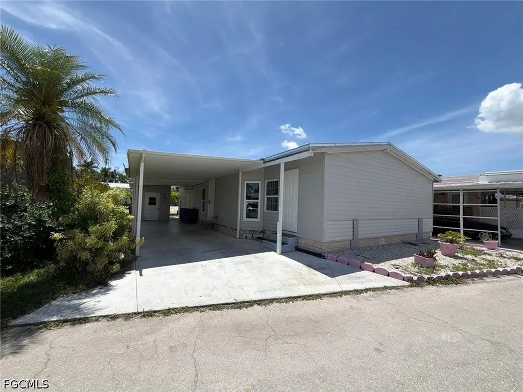 419 SW Pine Island Road Cape Coral FL 33991