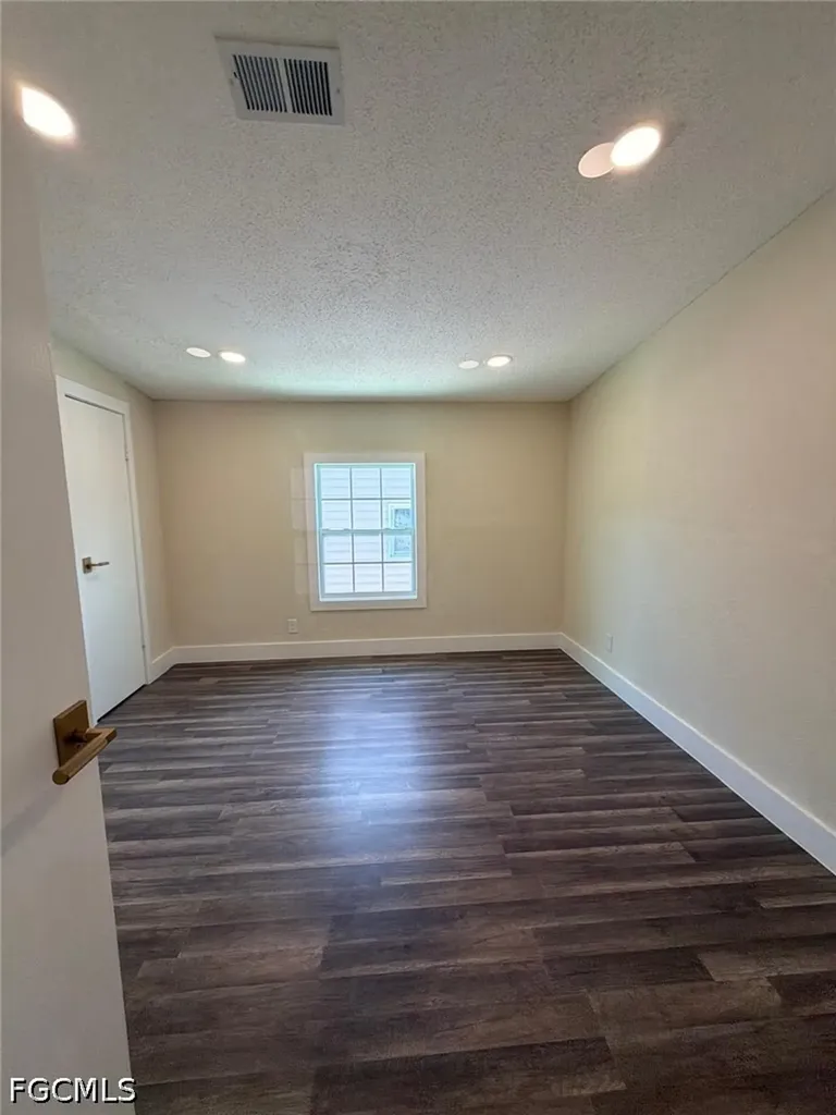 419 SW Pine Island Road Cape Coral FL 33991