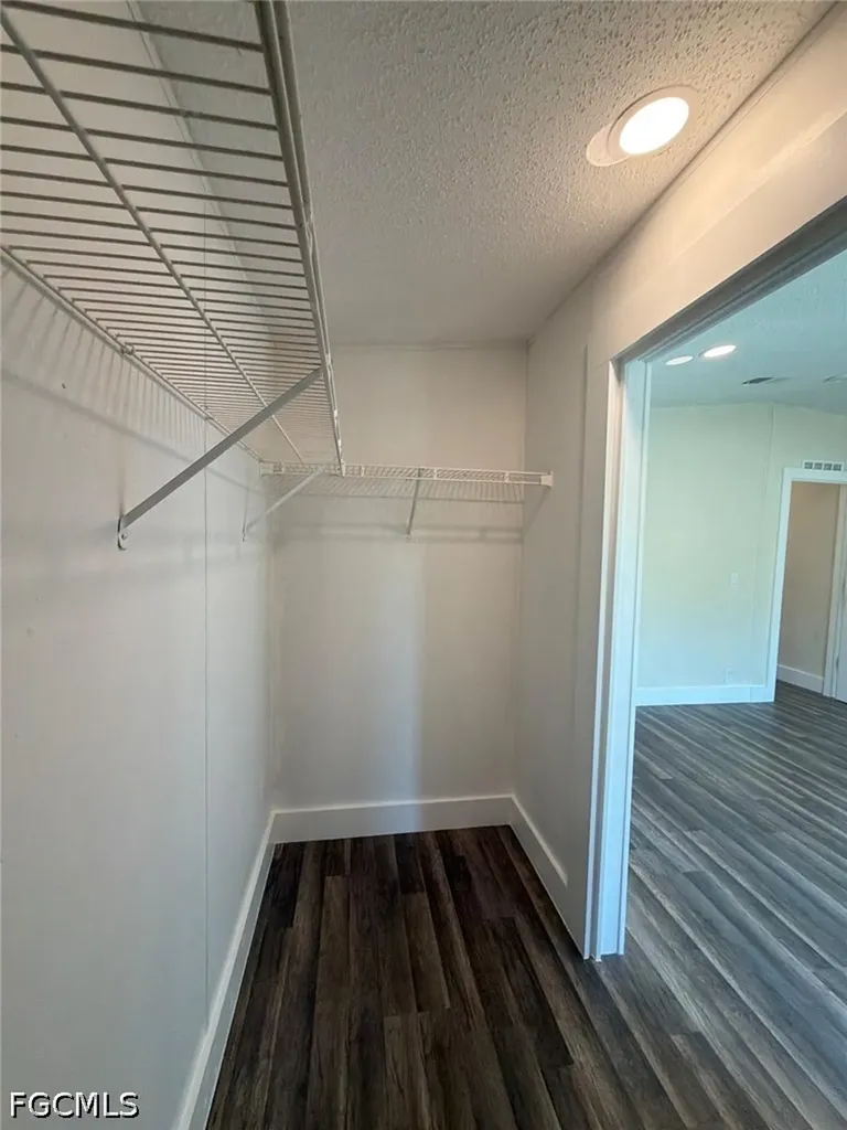419 SW Pine Island Road Cape Coral FL 33991