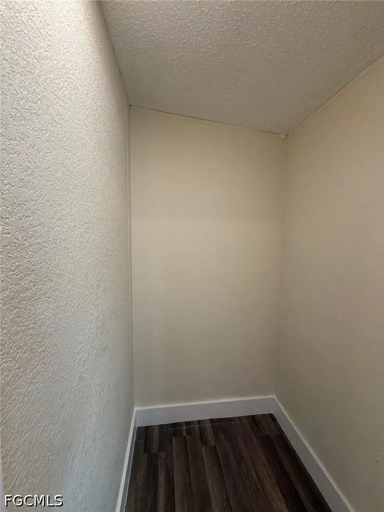 419 SW Pine Island Road Cape Coral FL 33991