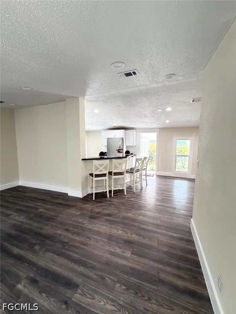 419 SW Pine Island Road Cape Coral FL 33991