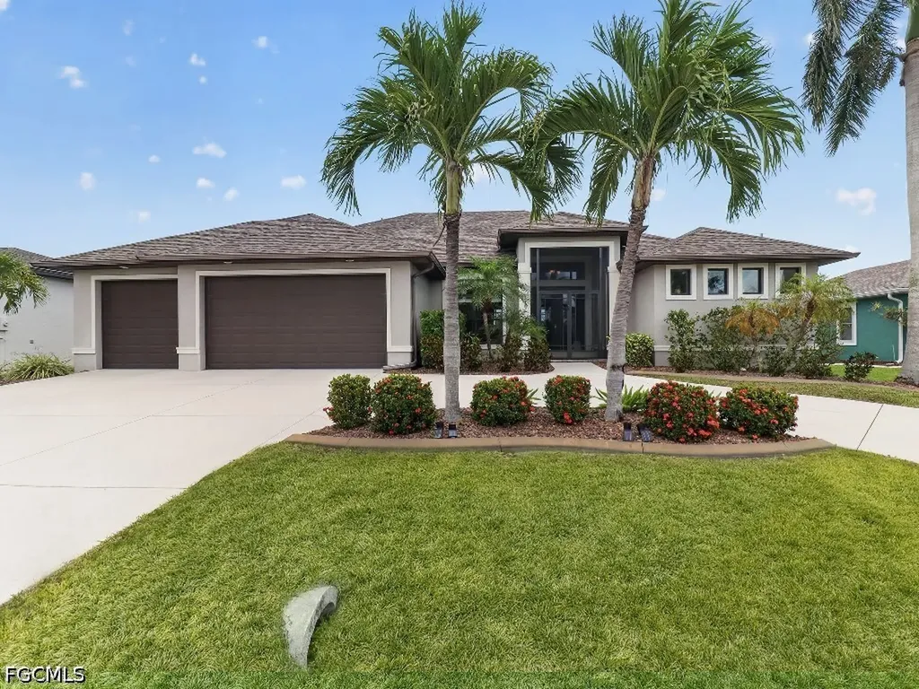 3315 Surfside Boulevard Cape Coral FL 33914