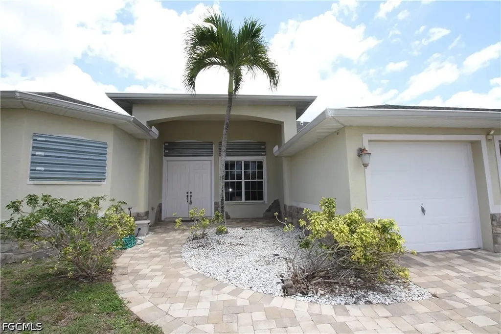 4213 SW 14th Place Cape Coral FL 33914