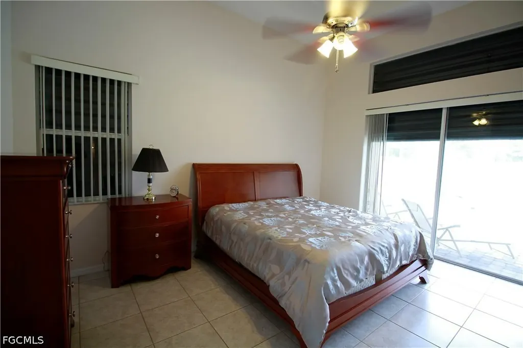 4213 SW 14th Place Cape Coral FL 33914