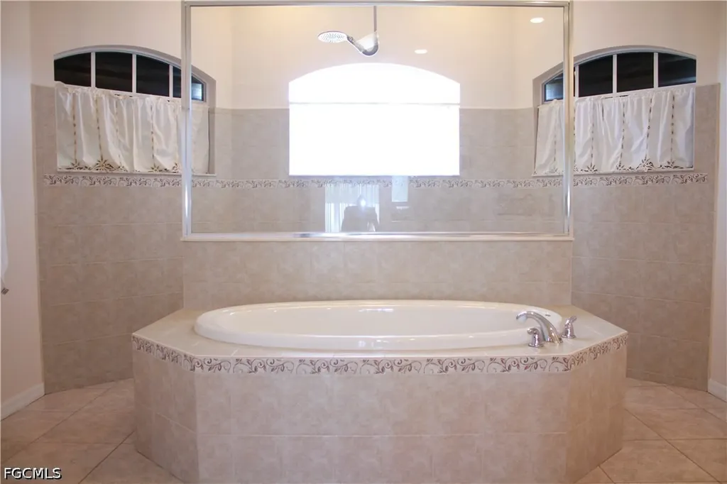 4213 SW 14th Place Cape Coral FL 33914