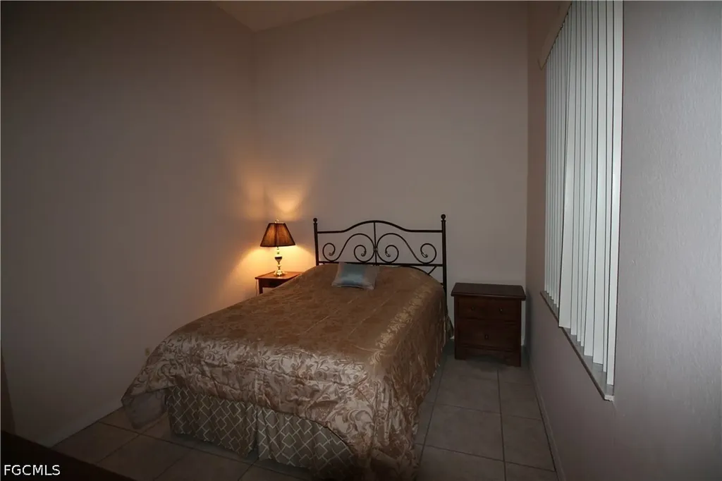 4213 SW 14th Place Cape Coral FL 33914