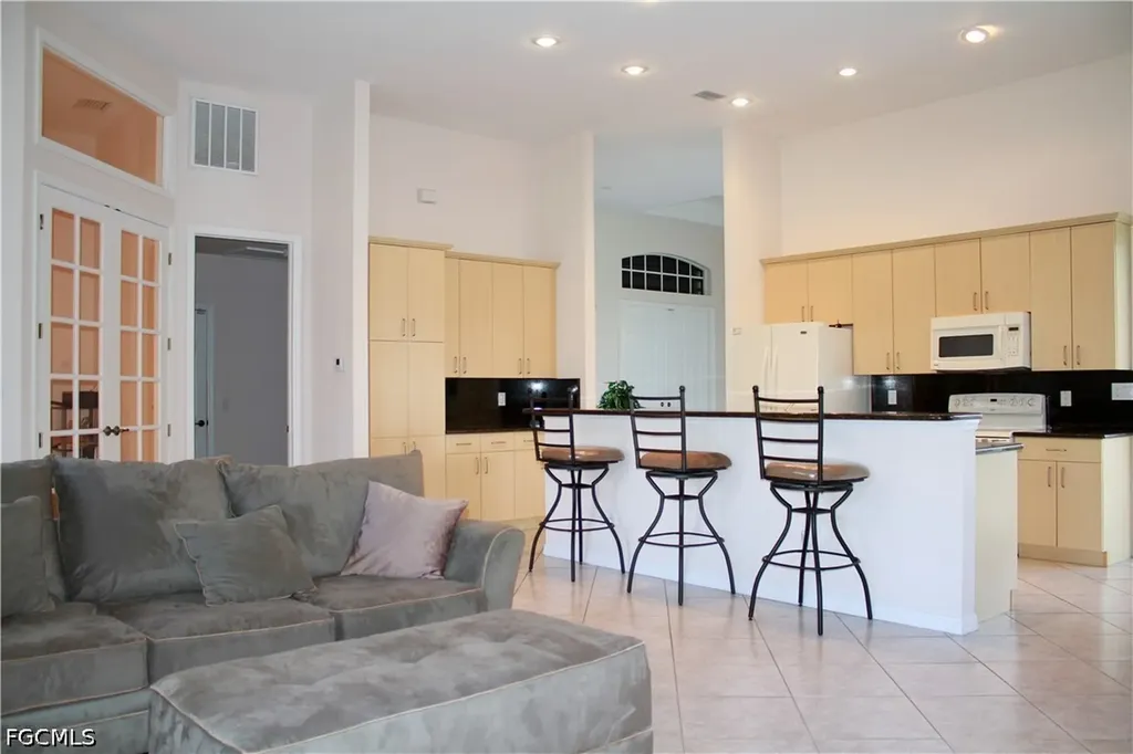 4213 SW 14th Place Cape Coral FL 33914