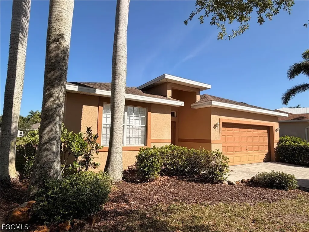 14028 Danpark Loop Fort Myers FL 33912
