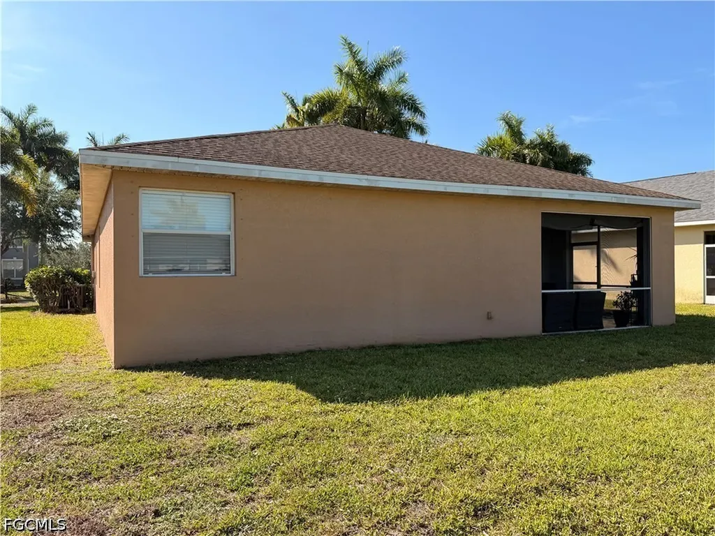 14028 Danpark Loop Fort Myers FL 33912