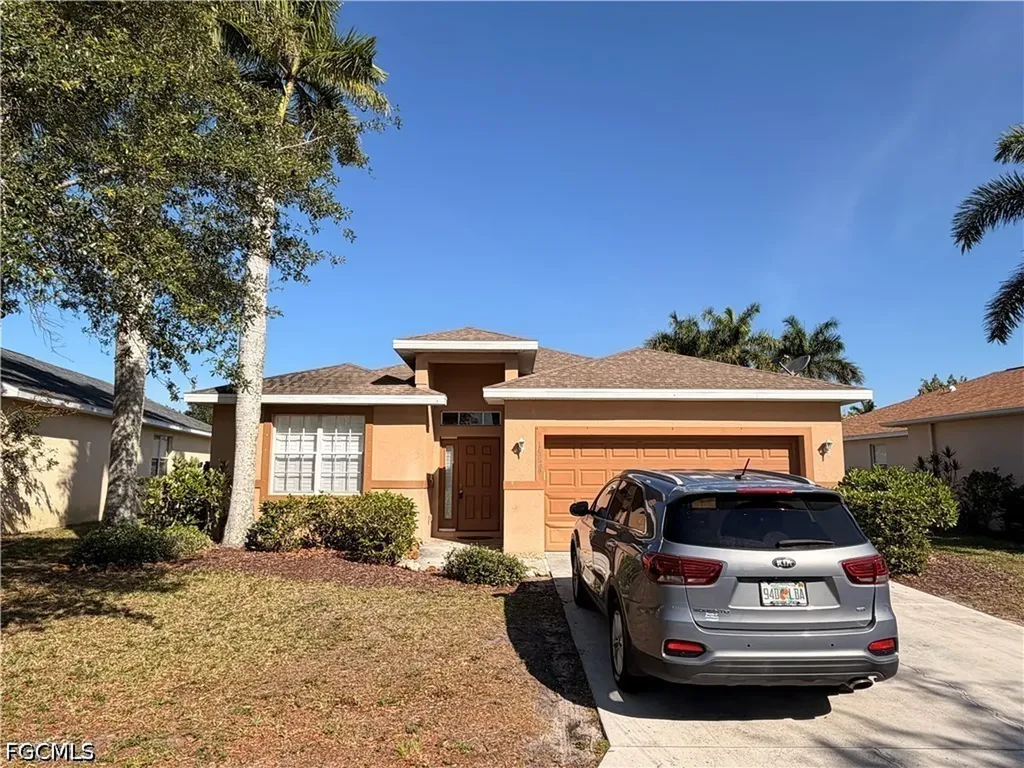14028 Danpark Loop Fort Myers FL 33912
