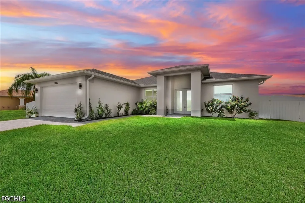 2016 NW 1st Avenue Cape Coral FL 33993
