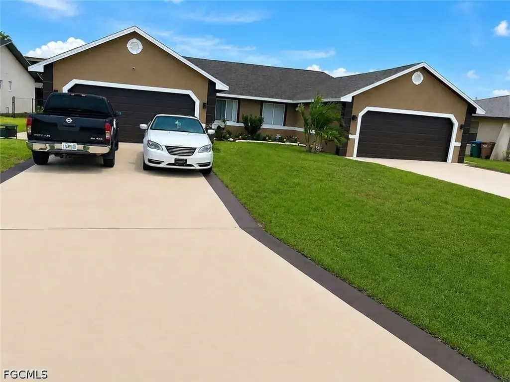 3812-3814 SE 11th Avenue Cape Coral FL 33904