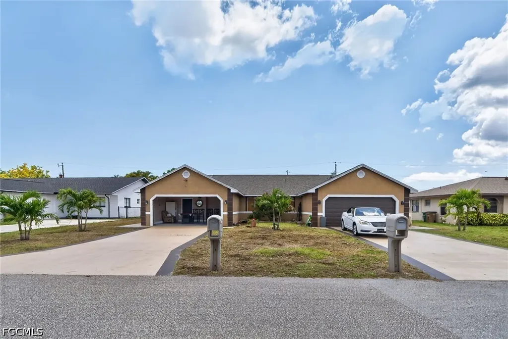 3812-3814 SE 11th Avenue Cape Coral FL 33904