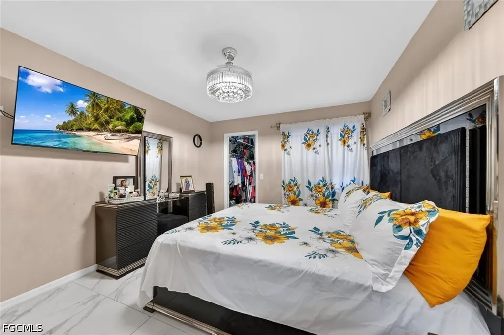 3812-3814 SE 11th Avenue Cape Coral FL 33904