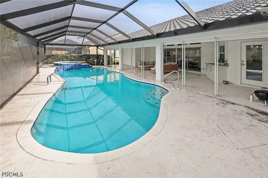 4618 Ashton Court Naples FL 34112