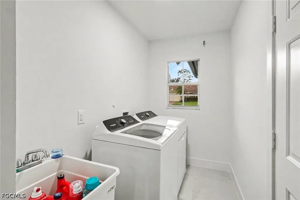 4618 Ashton Court Naples FL 34112