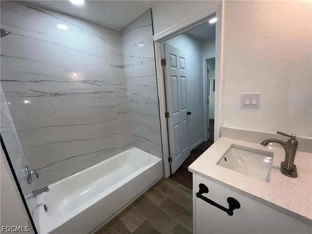 1270 Allen Street Fort Myers FL 33916