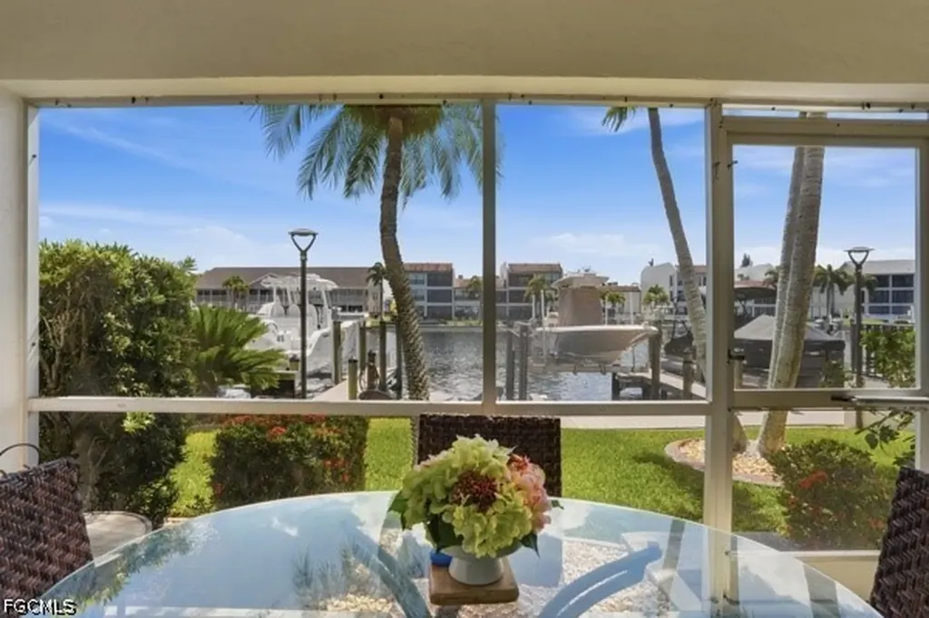 4211 SE 19th Place Cape Coral FL 33904