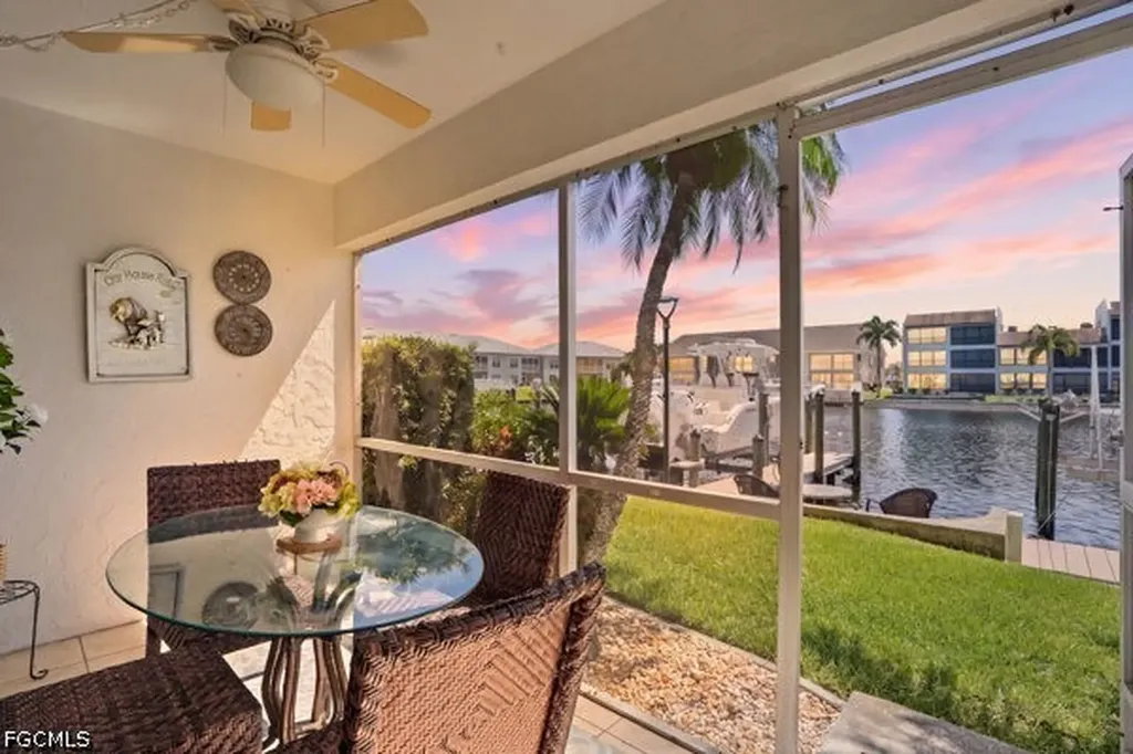 4211 SE 19th Place Cape Coral FL 33904