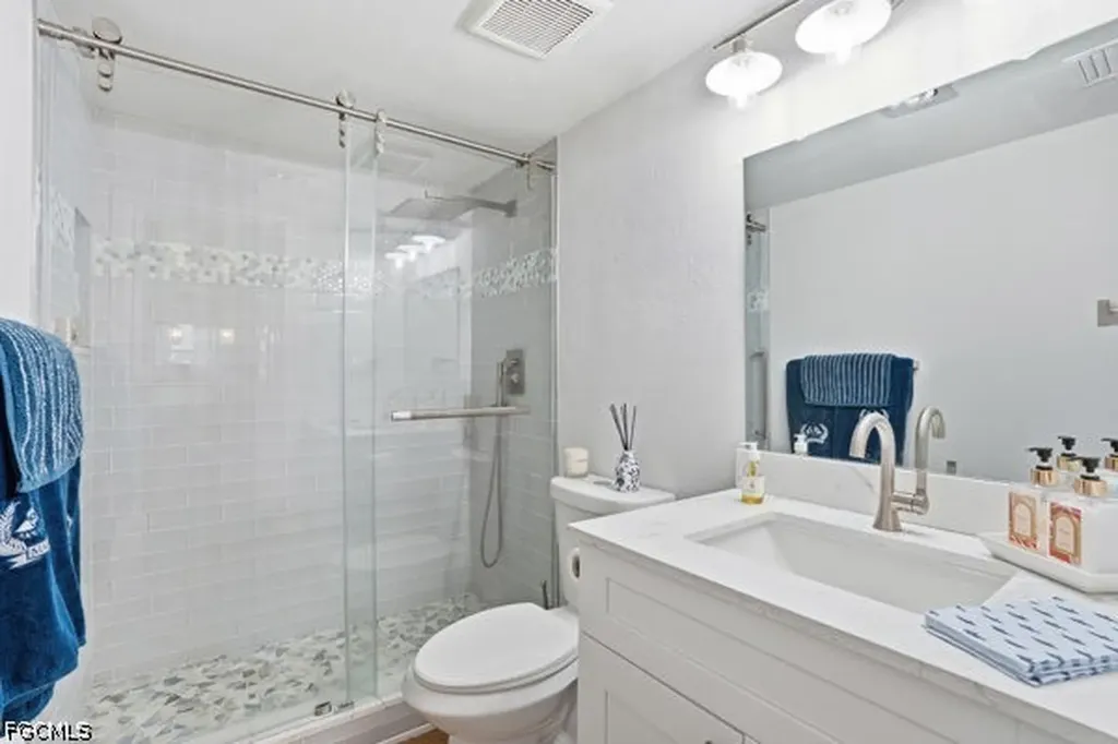 4211 SE 19th Place Cape Coral FL 33904