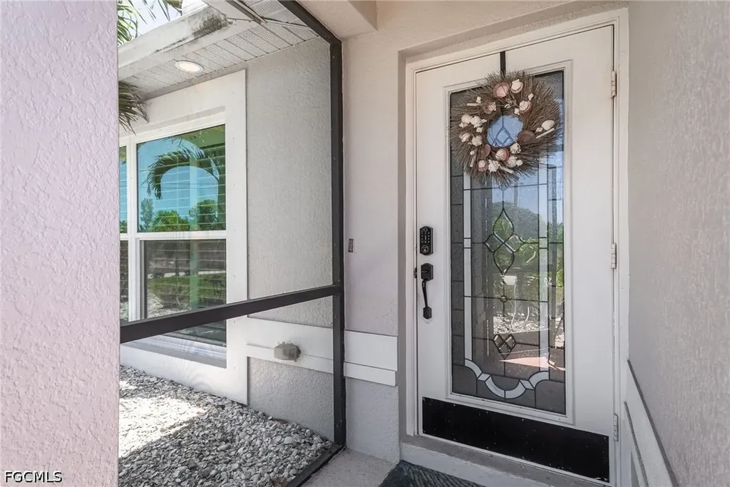 2553 NW 21st Place Cape Coral FL 33993