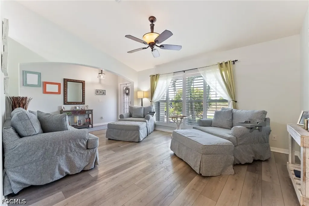 2553 NW 21st Place Cape Coral FL 33993