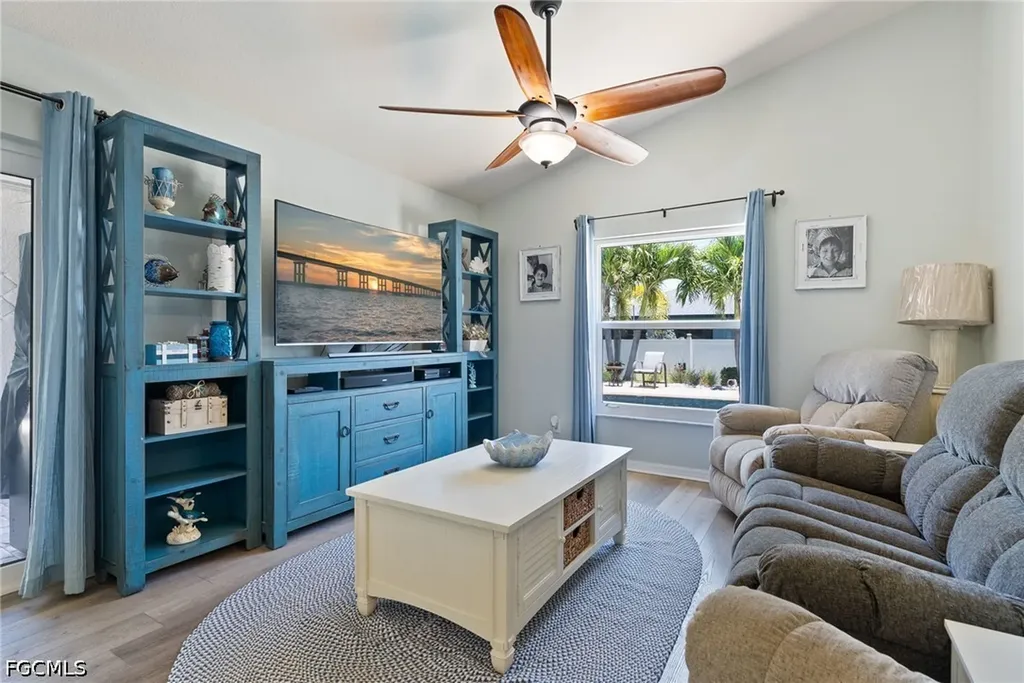 2553 NW 21st Place Cape Coral FL 33993