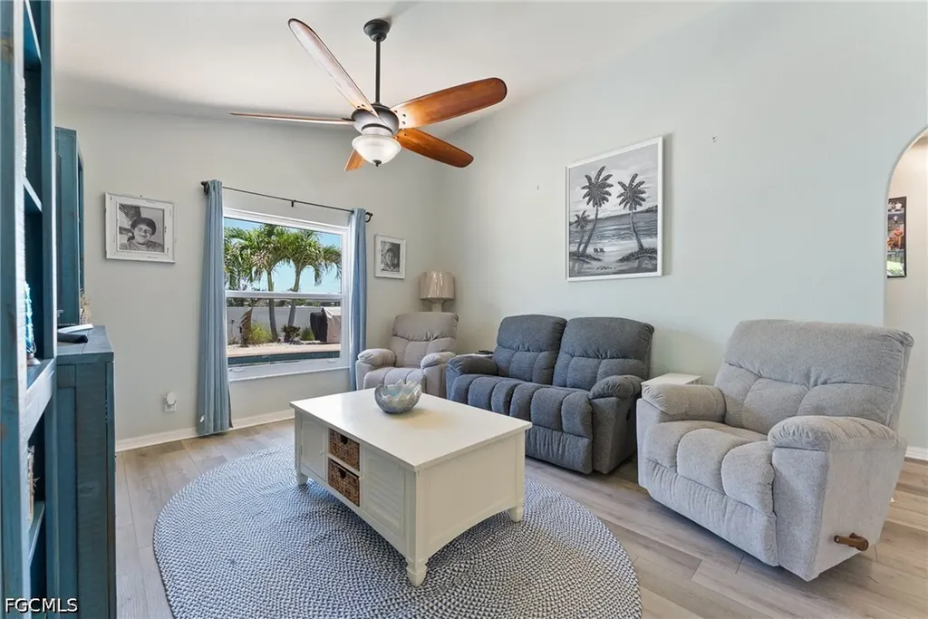 2553 NW 21st Place Cape Coral FL 33993