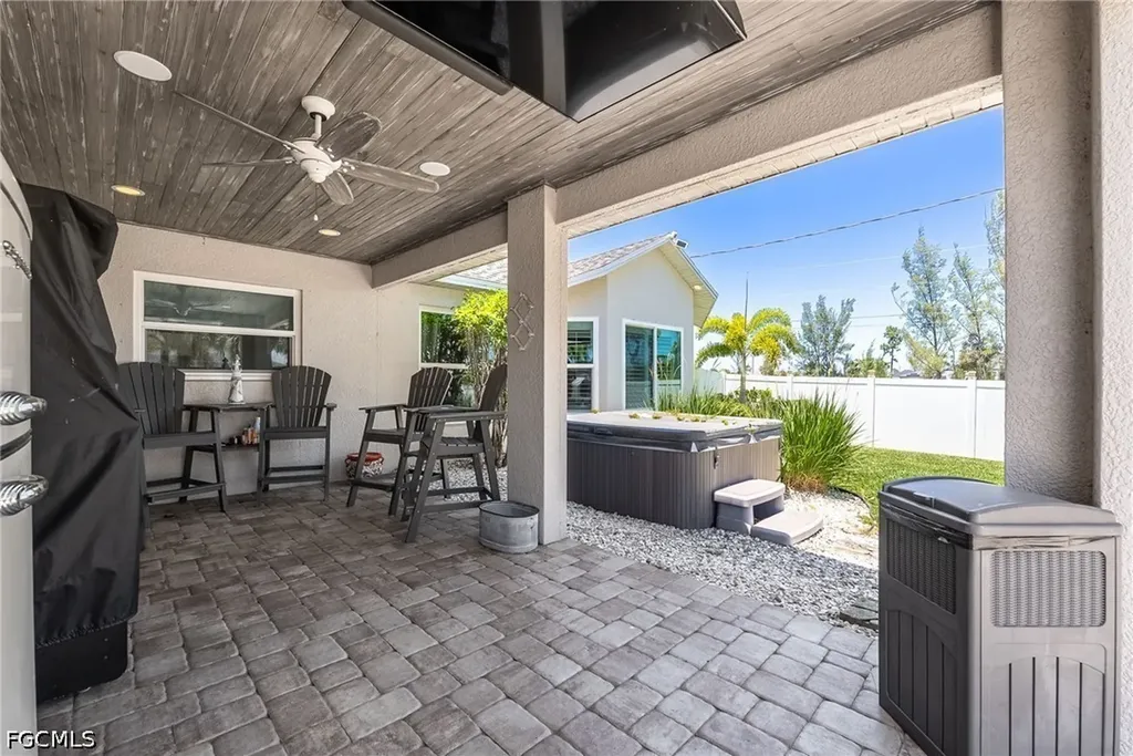 2553 NW 21st Place Cape Coral FL 33993